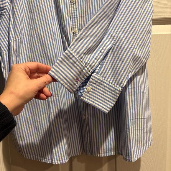 White and Blue Striped Button Down Shirt preppy stripes cotton button down XL - Picture 3 of 9